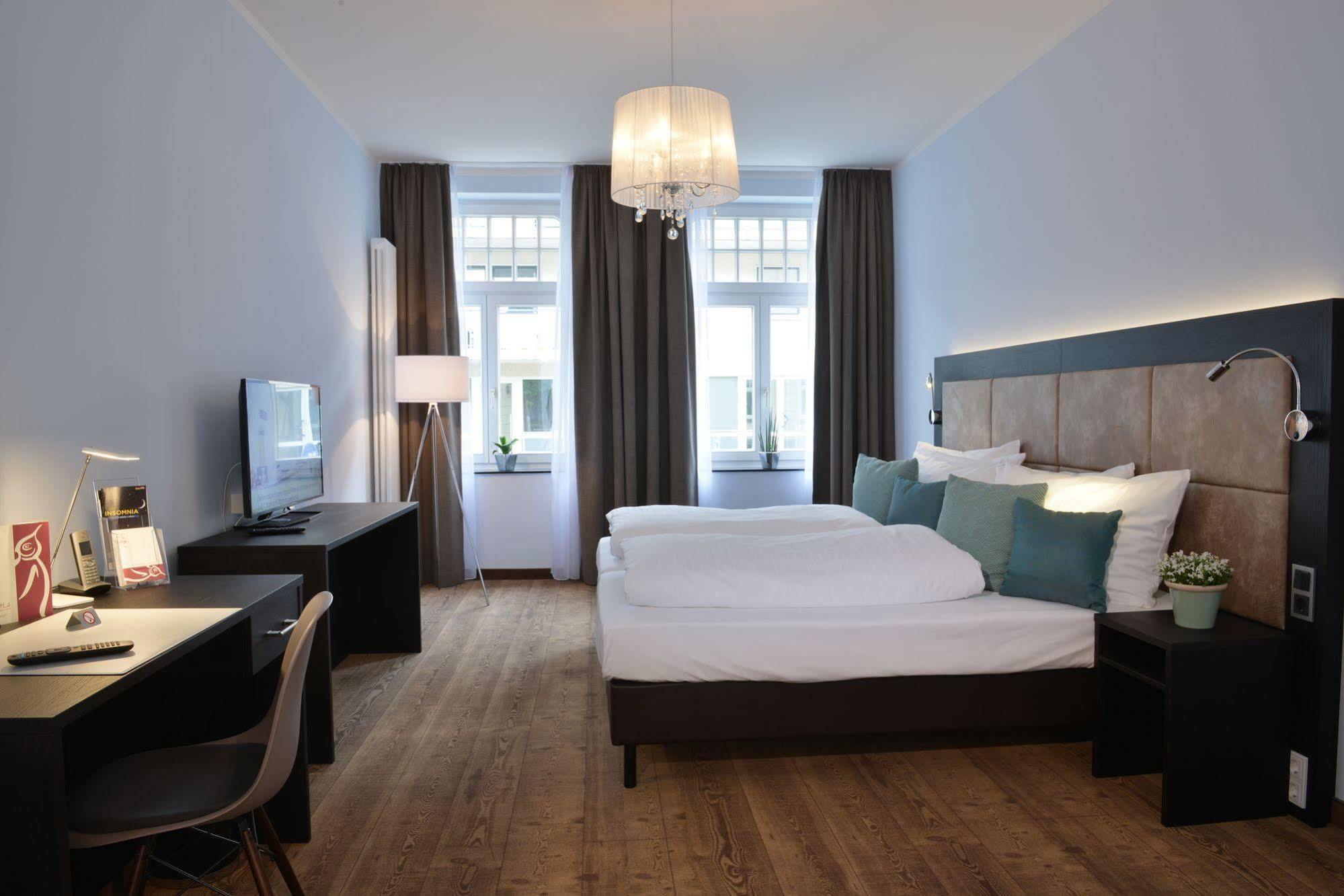 Uhu Gaestehaus Superior 科隆 外观 照片